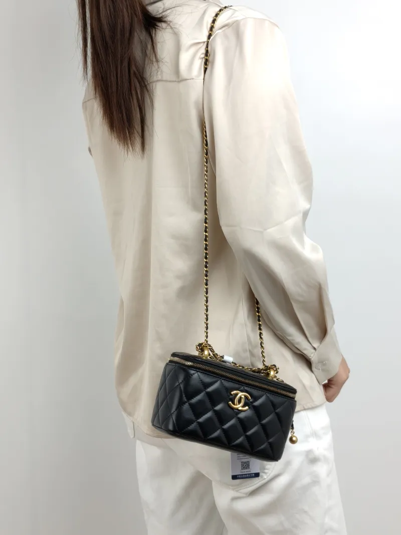 Chanel Crossbody Bag Black Calfskin One Size 16 × 8 × 9.5 cm — on-model view 1 of 2