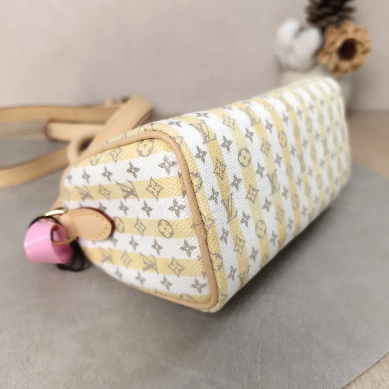 Louis Vuitton Crossbody Bag Speedy Nano Collection White · Yellow PV Cnano16 × 7.5 × 10 cm — detail view 6 of 13