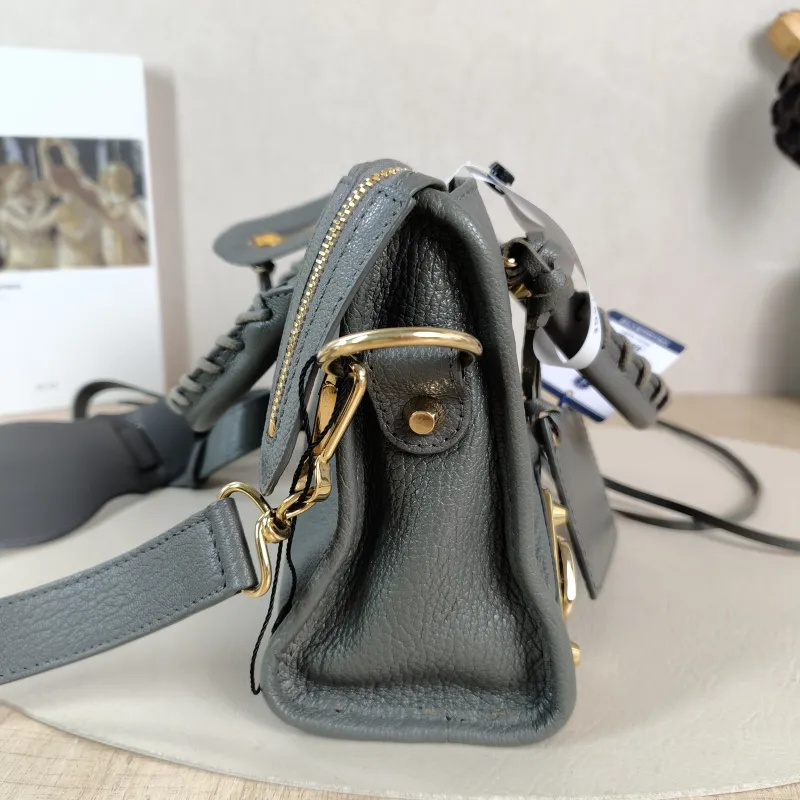 BALENCIAGA Crossbody Bag Classic City Grey Lambskin Mini 24 × 10 × 16 cm — detail view 1 of 11
