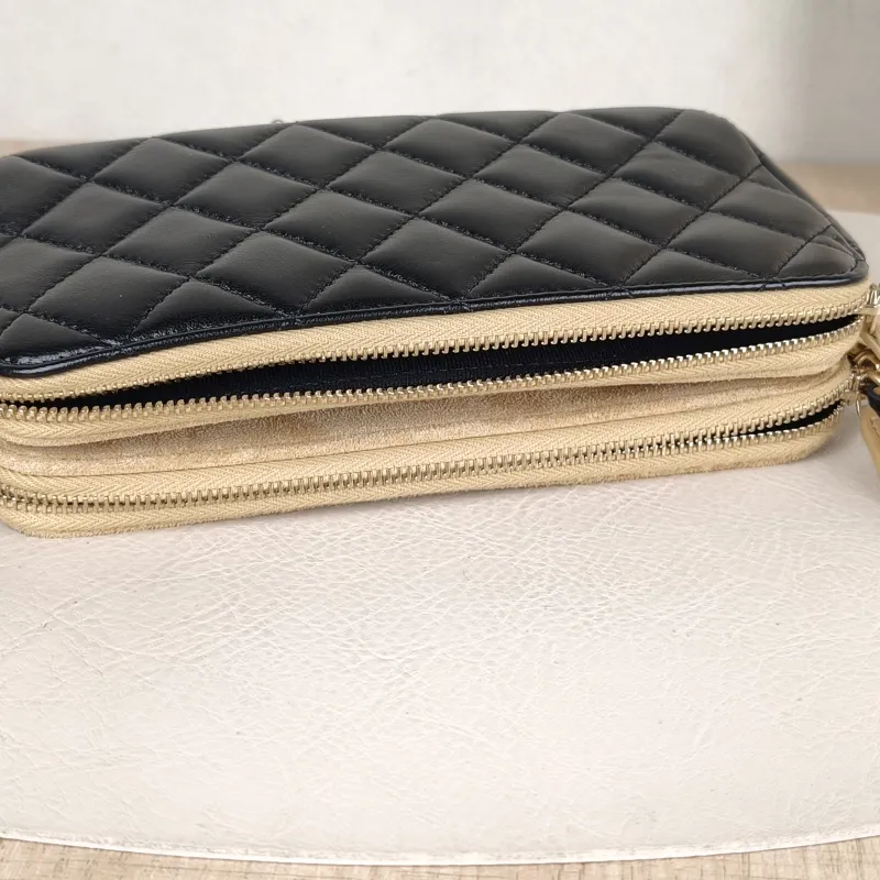 Chanel Crossbody Bag shopping bag Black · Beige Suede Mini 18 × 4 × 10 cm — detail view 1 of 14