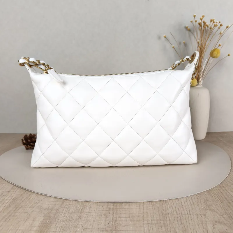 Chanel Shoulder Bag25s hobo White Lambskin Large32 × 6 × 20 cm — cover view 5 of 6