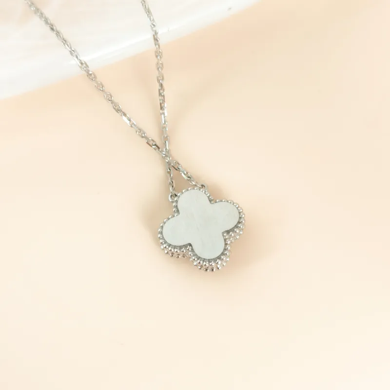 Van Cleef & Arpels Necklace Alhambra Alhambra Collection Necklace 20 White Gold Diamond18KW hite Gold Vintage Small 42cm — cover view 2 of 11