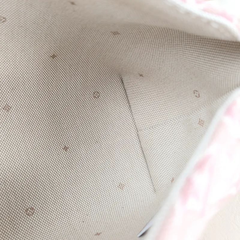 Louis Vuitton Shoulder Bag Pochette Mia One Size 22 × 8 × 14.5 cm — detail view 1 of 10