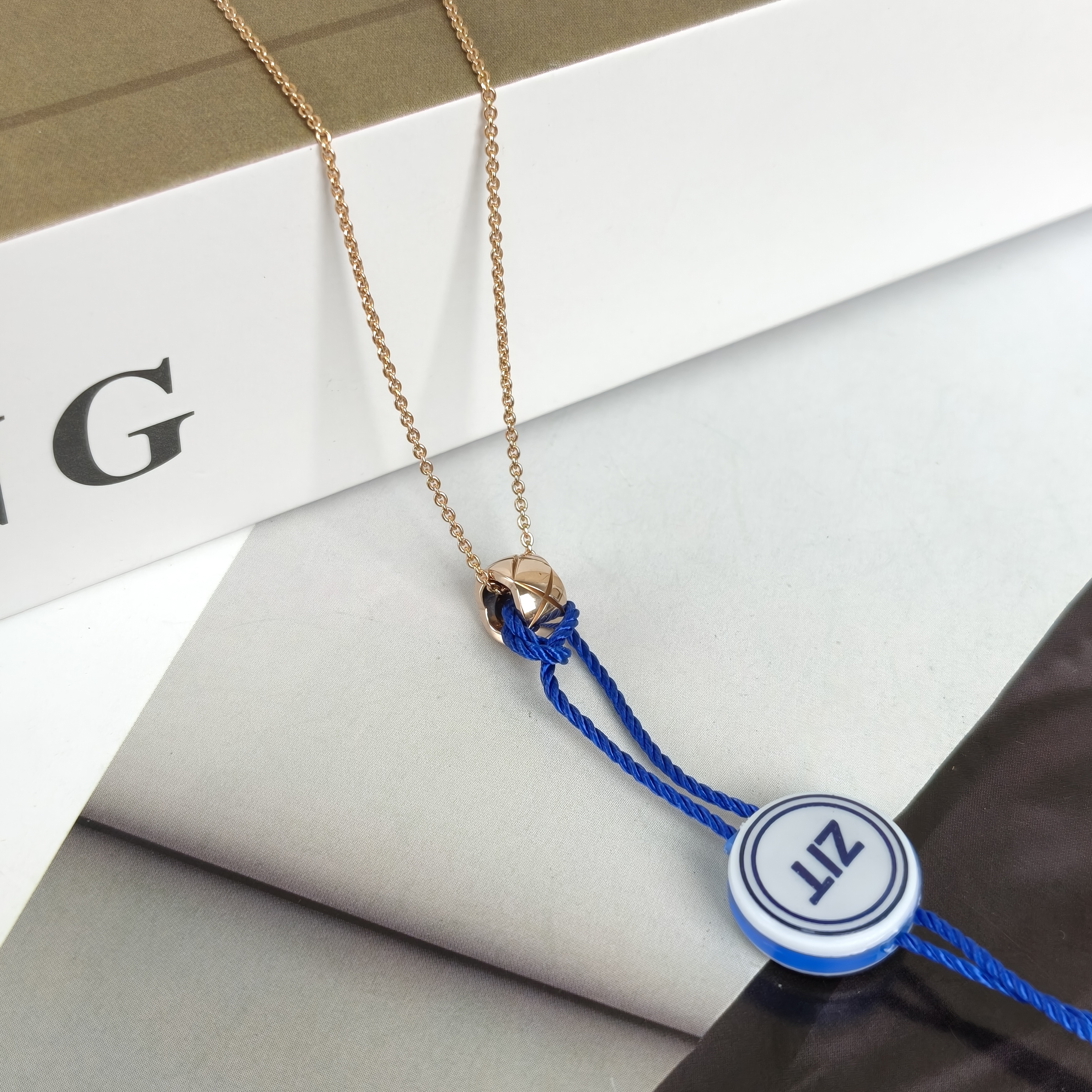 Chanel Coco Crush Necklace18k Rose Gold · Authenticity Card · Box · 46㎝ · 5㎜ — cover view 4 of 9