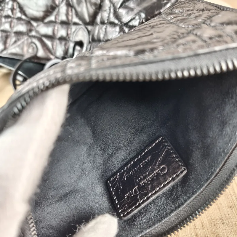 DIOR Top Handle Bag TOUJOURS Black so black Waxed Leather Medium 28.5 × 17 × 21.5 cm — detail view 11 of 12