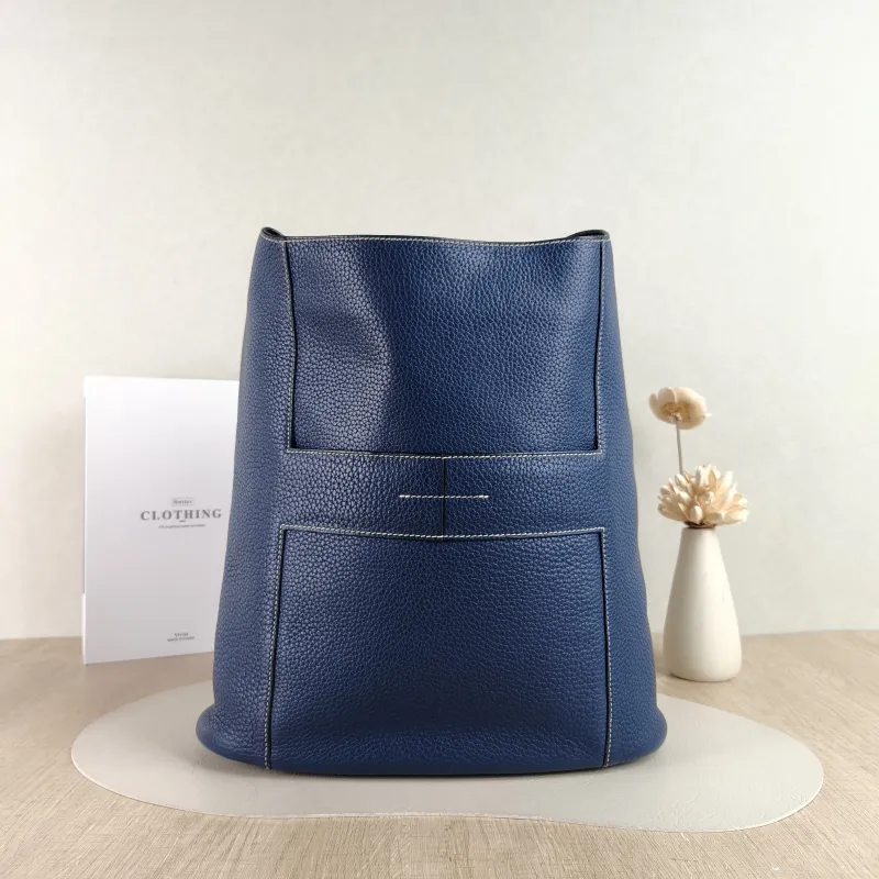 Hermès Shoulder Bag Shoulder Bag Blue TC Calfskin One Size 31 × 11 × 33 cm N