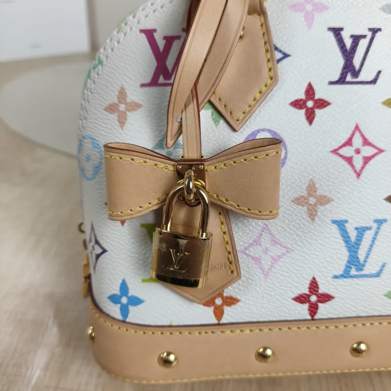 Louis Vuitton Crossbody Bag Alma BB Multicolore PVC BB 23.5 × 11.5 × 17.5 cm — detail view 2 of 11