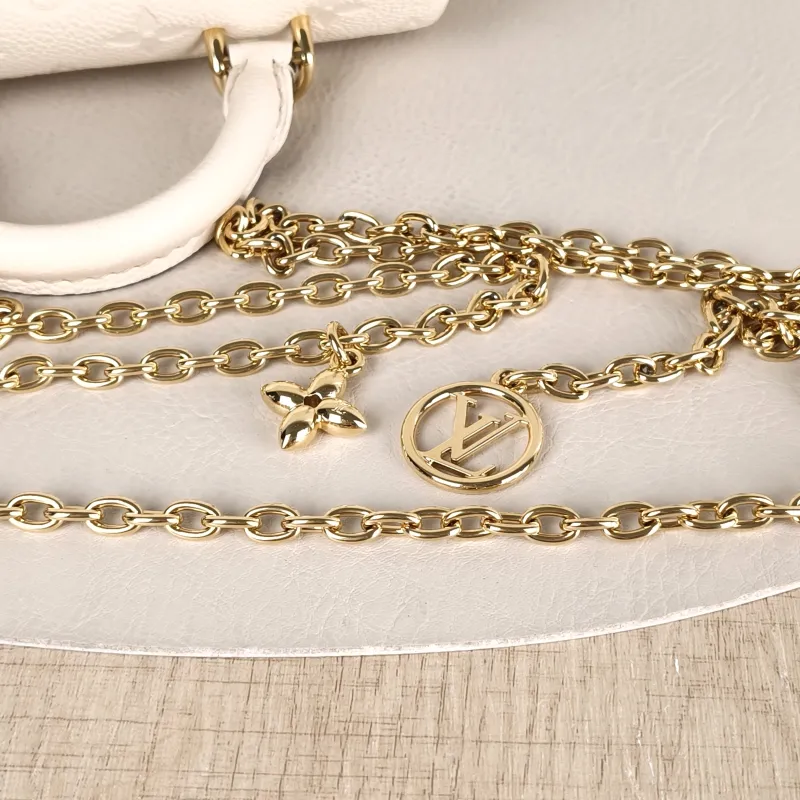 Louis Vuitton Crossbody Bag MADELEINE White Empreinte Embossed Calfskinnano21 × 6 × 12.5 cm — detail view 3 of 11