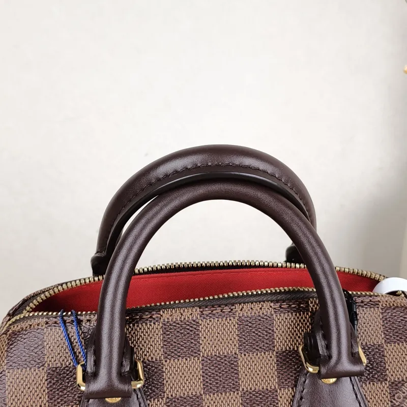 Louis Vuitton Crossbody Bag Speedy20 Shoulder Strap PVC Small20.5 × 12 × 13.5 cm — detail view 11 of 13