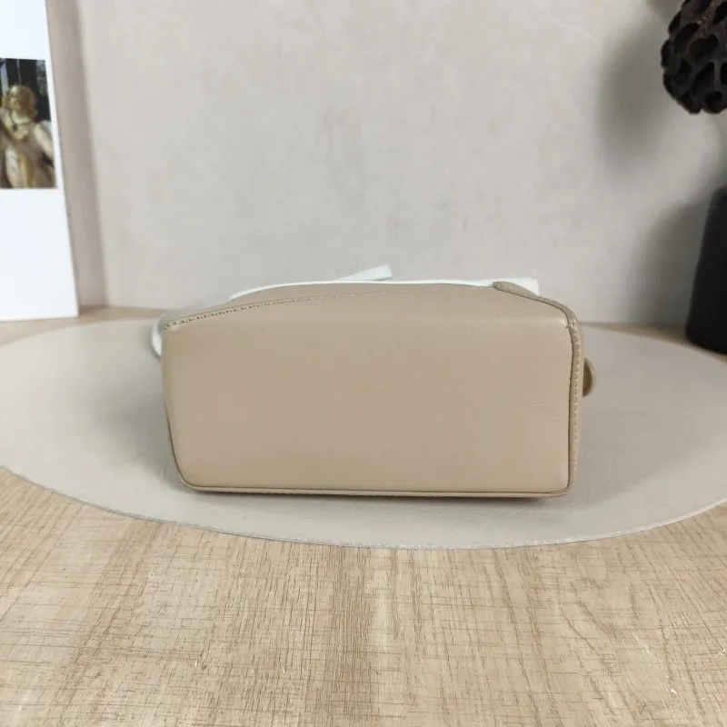 LOEWE Crossbody Bag Puzzle Beige Taupe Calfskin Mini 18 × 8 × 12.5 cm — cover view 5 of 6