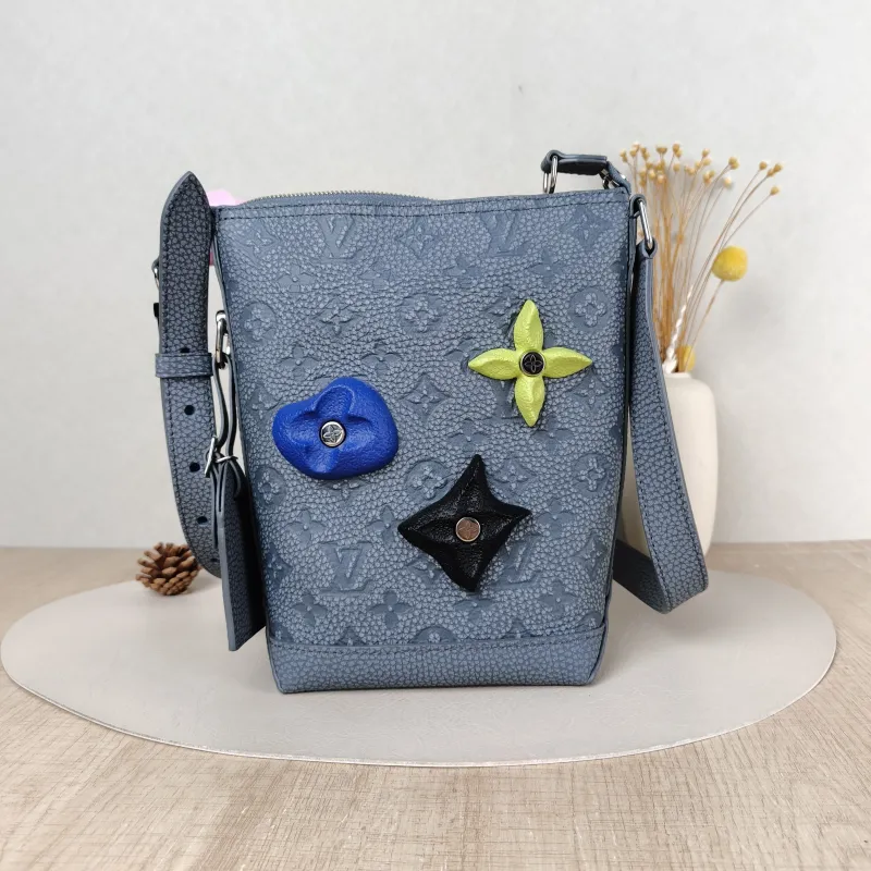 Louis Vuitton Shoulder Bag Hobo Cruiser Grey Calfskin Small 17 × 8.5 × 24 cm