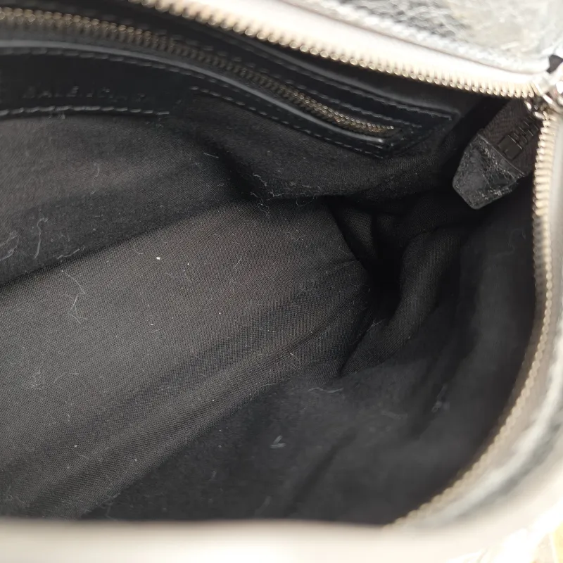 BALENCIAGA Crossbody Bag Classic City Silver Lambskin Mini 24 × 10 × 16 cm — detail view 3 of 12