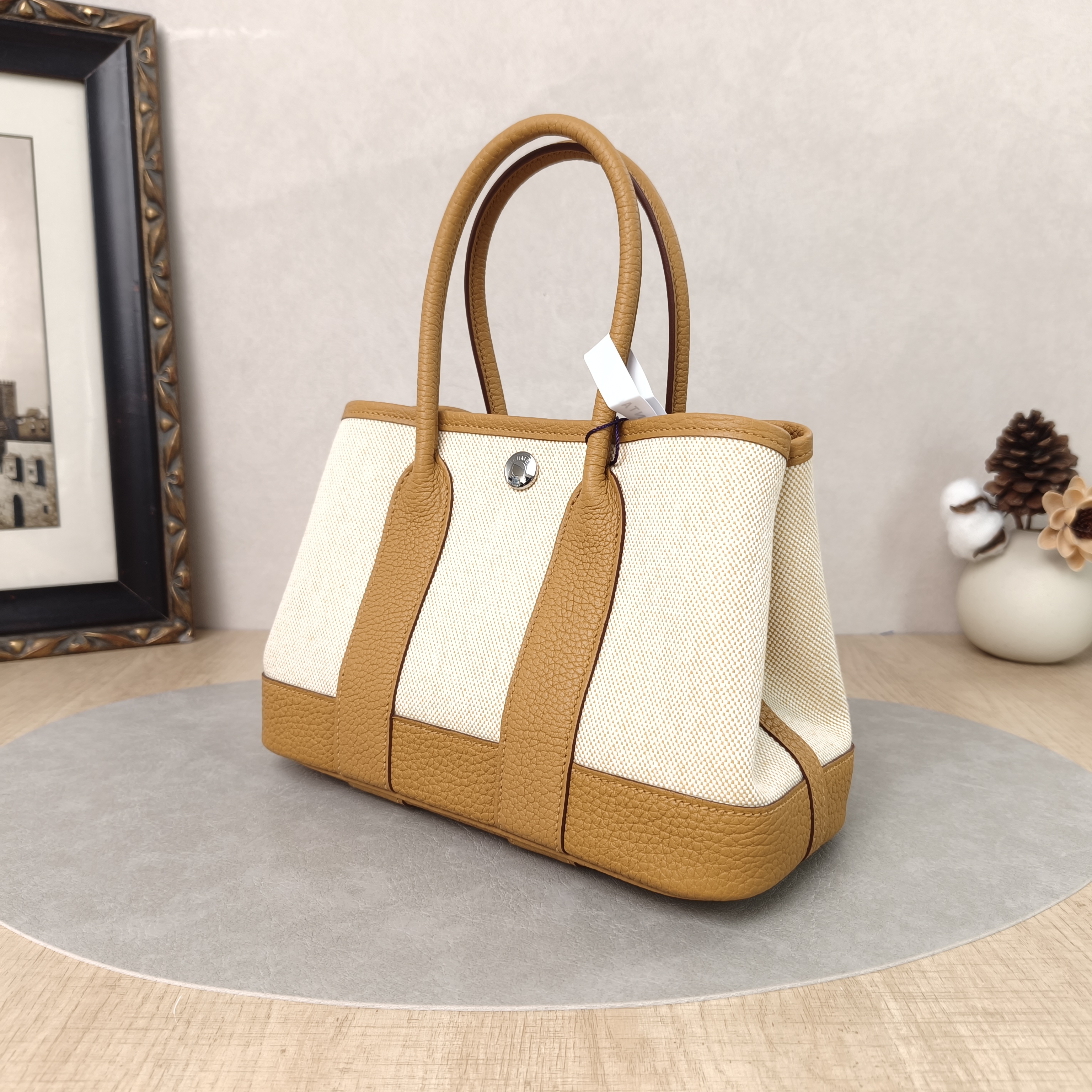 Hermès Top Handle Bag Neo Garden 23 Mini Beige 2S Canvas · Negonda Calfskinmini23 × 10 × 16 cm — cover view 3 of 6