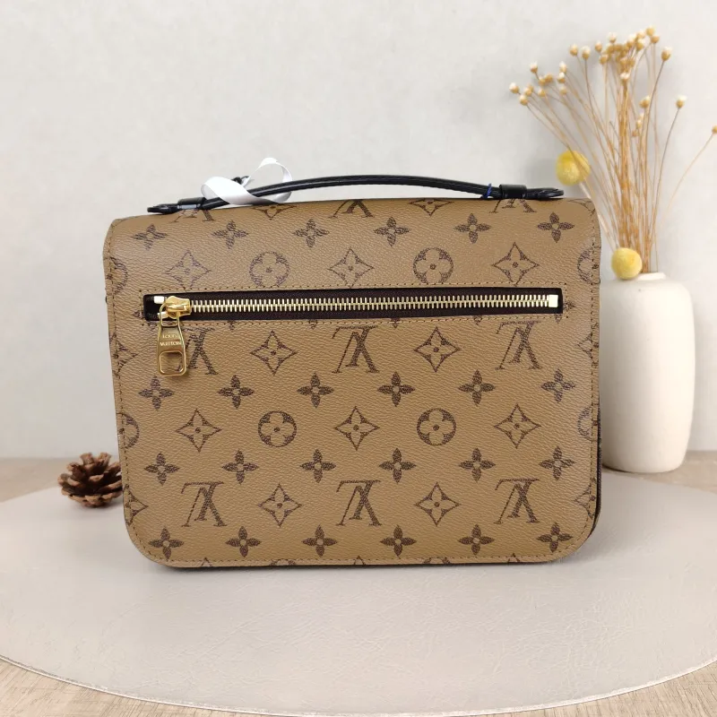 Louis Vuitton Crossbody Bag Pochette Métis Monogram Colorblock PVC Medium 25 × 7 × 19 cm — cover view 5 of 5