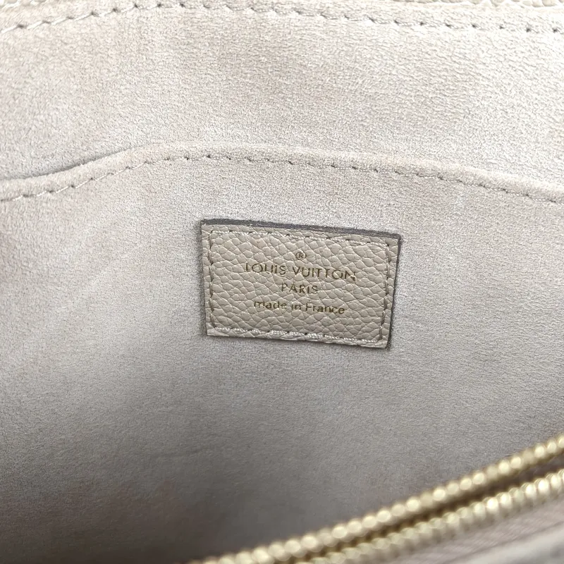 Louis Vuitton Crossbody Bag MADELEINE Empreinte Embossed Calfskin Medium30 × 11 × 19.5 cm — detail view 9 of 14