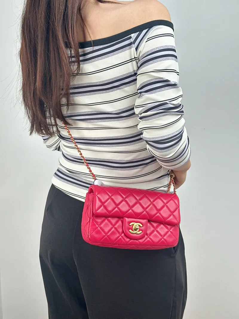 Chanel Crossbody Bag mini Red Lambskin One Size 20 × 6 × 12 cm 30 — on-model view 2 of 2