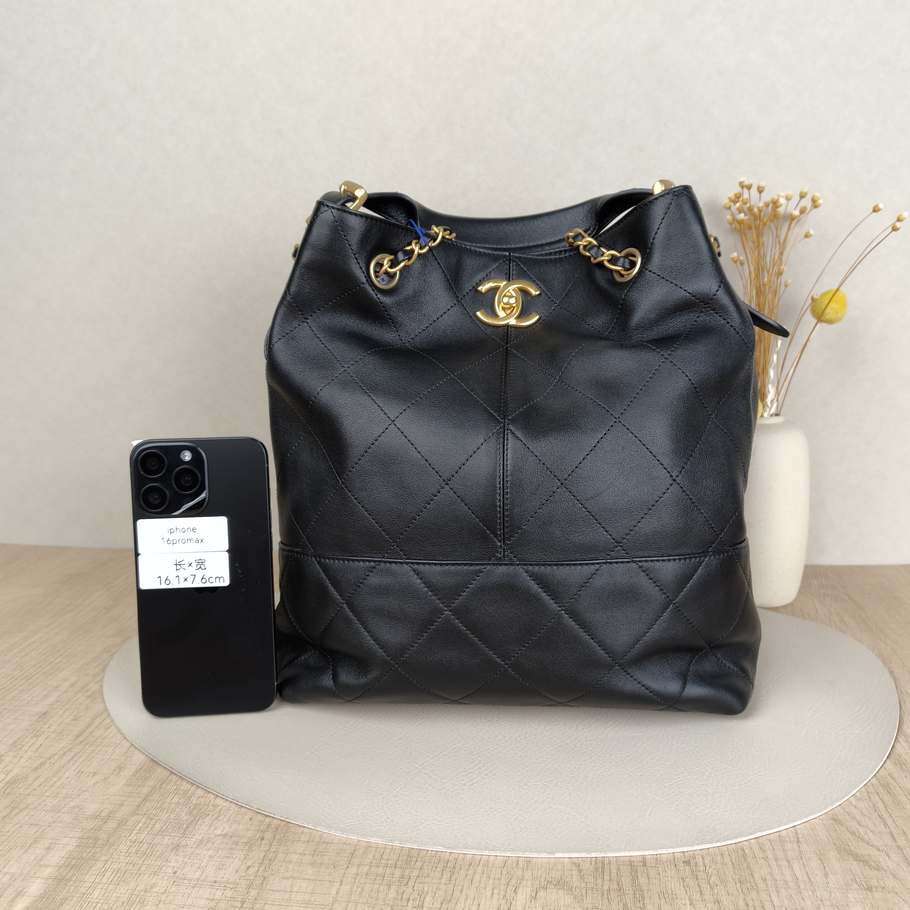 Chanel Shoulder Bag hobo Black Calfskin One Size27 × 11 × 29 cm — cover view 2 of 9