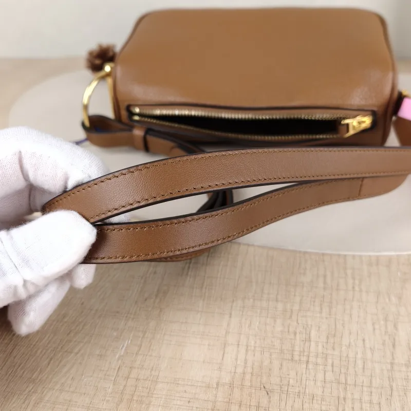 GUCCI Shoulder Bag Half Horsebit Horsebit Shoulder Bag Brown Calfskinmini19 × 9 × 9.5 cm — detail view 5 of 9