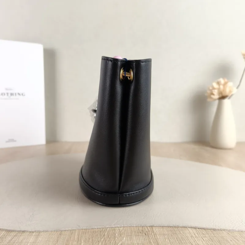 Louis Vuitton Shoulder Bag Bloom Hobo Bucket Bag Black Calfskin Mini 16 × 11 × 17.5 cm — detail view 5 of 9