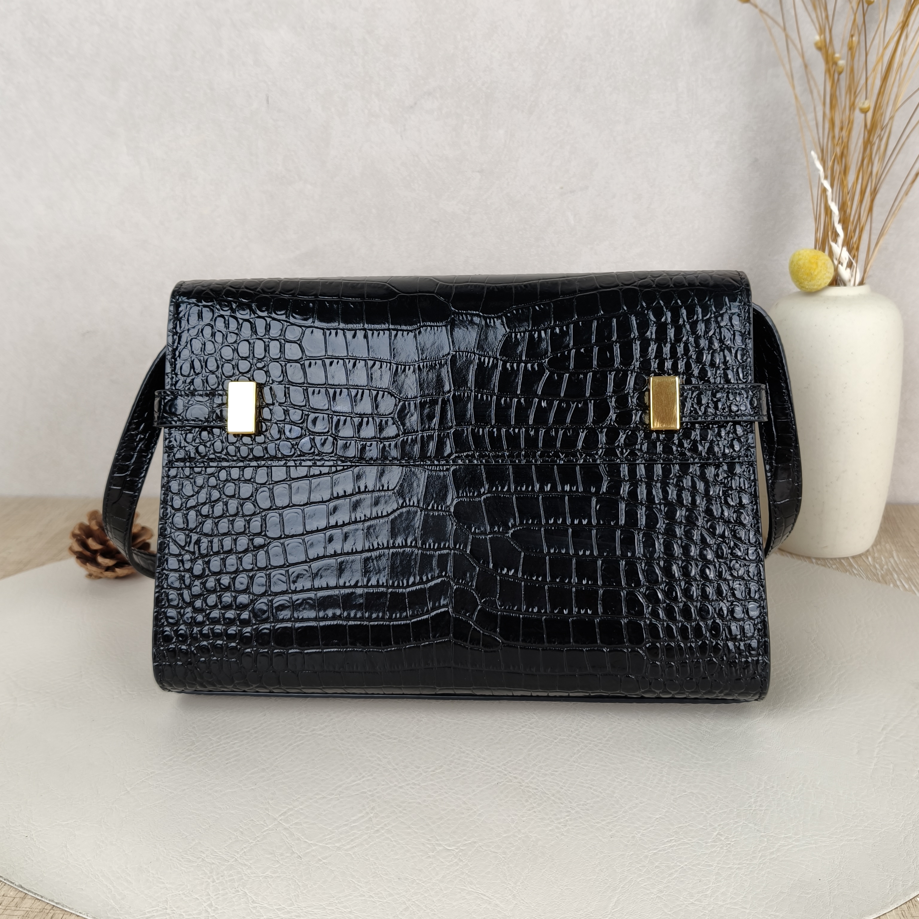 SAINT LAURENT Shoulder Bag MANHATTAN Black Calfskin Small24 × 6 × 17.5 cm — cover view 8 of 9