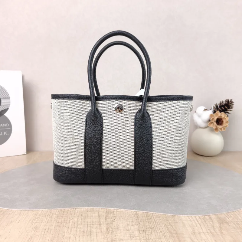 Hermès Top Handle Bag Neo Garden 23 Mini Black · Beige Canvas · Negonda Calfskin Mini 23 × 10 × 16 cm G