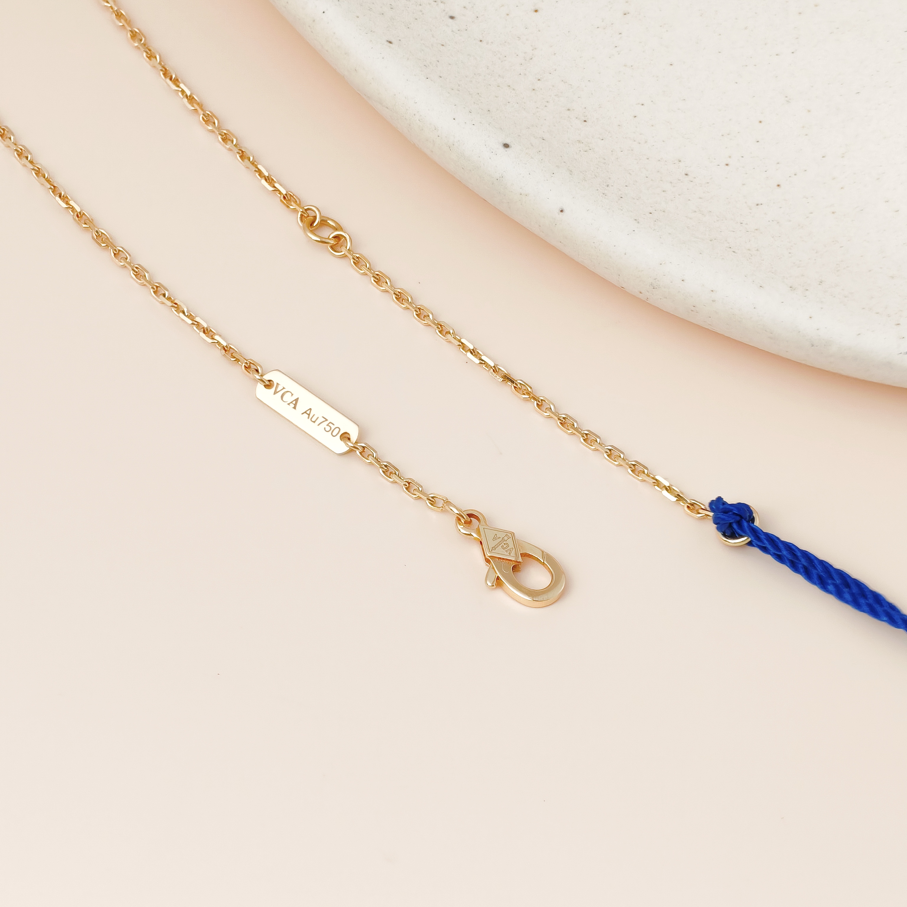 Van Cleef & Arpels Necklace Alhambra Pearl · White Mother-of-Pearl18KY ellow Gold Vintage Small42cm — cover view 10 of 10