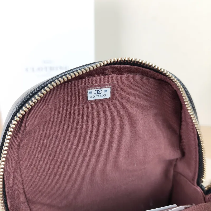 Chanel Crossbody Bag Mini Backpack Crossbody Bag Black Grained Calfskinmini13 × 9 × 18 cm — detail view 12 of 12