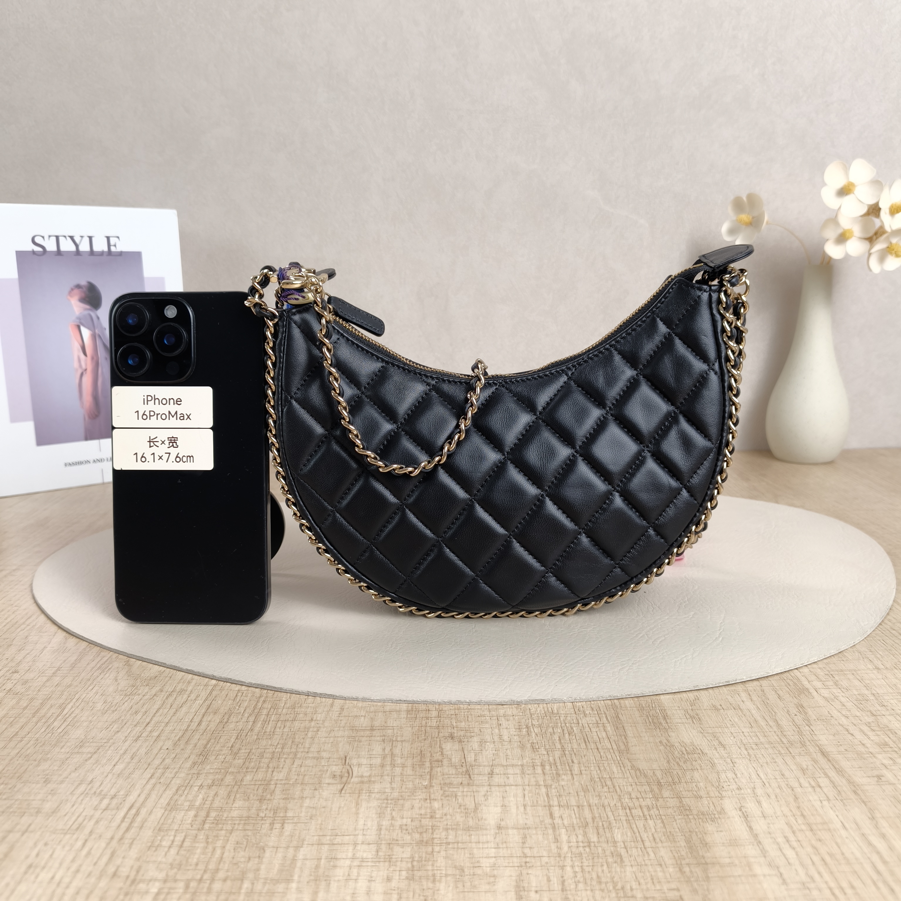 Chanel Shoulder Bag23p Black Lambskin Small20 × 6 × 15 cm — cover view 9 of 10