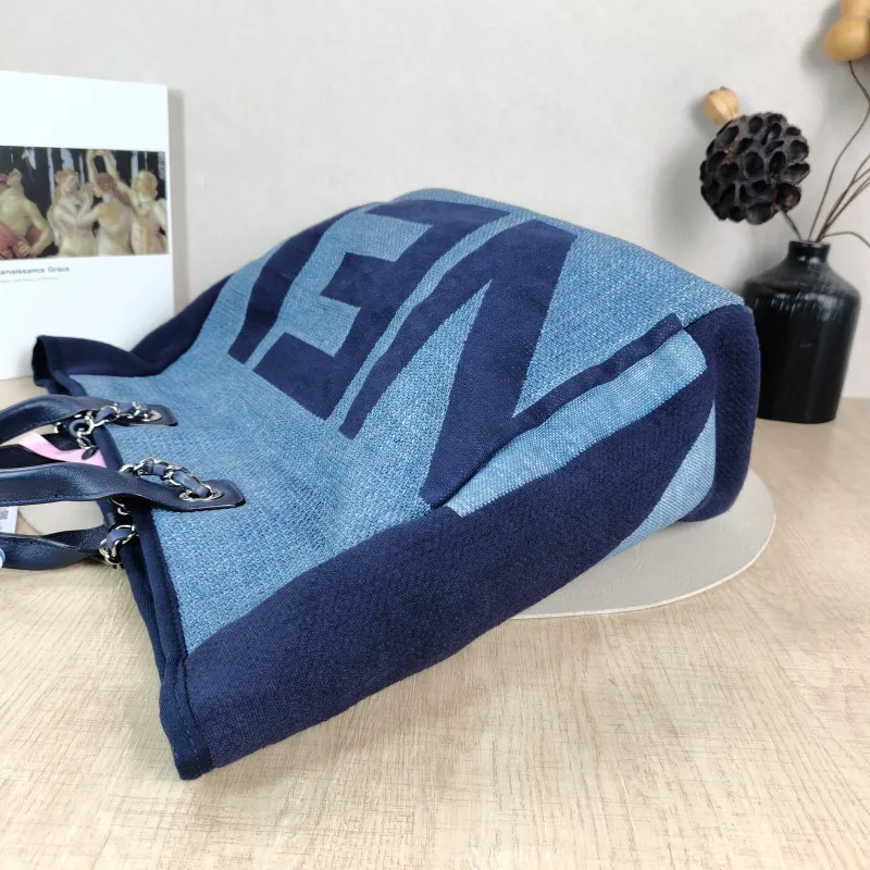 Chanel Shoulder Bag Blue Woven 37 × 14 × 35 cm 25 — detail view 3 of 12
