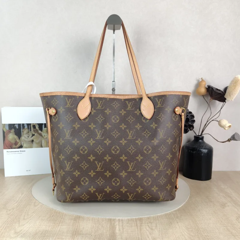 Louis Vuitton Shoulder Bag Neverfull Monogram PVC Medium 31 × 14 × 28 cm