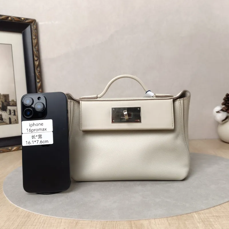 Hermès Crossbody Bag24 · 24 21 Shoulder Bagmini — cover view 4 of 5