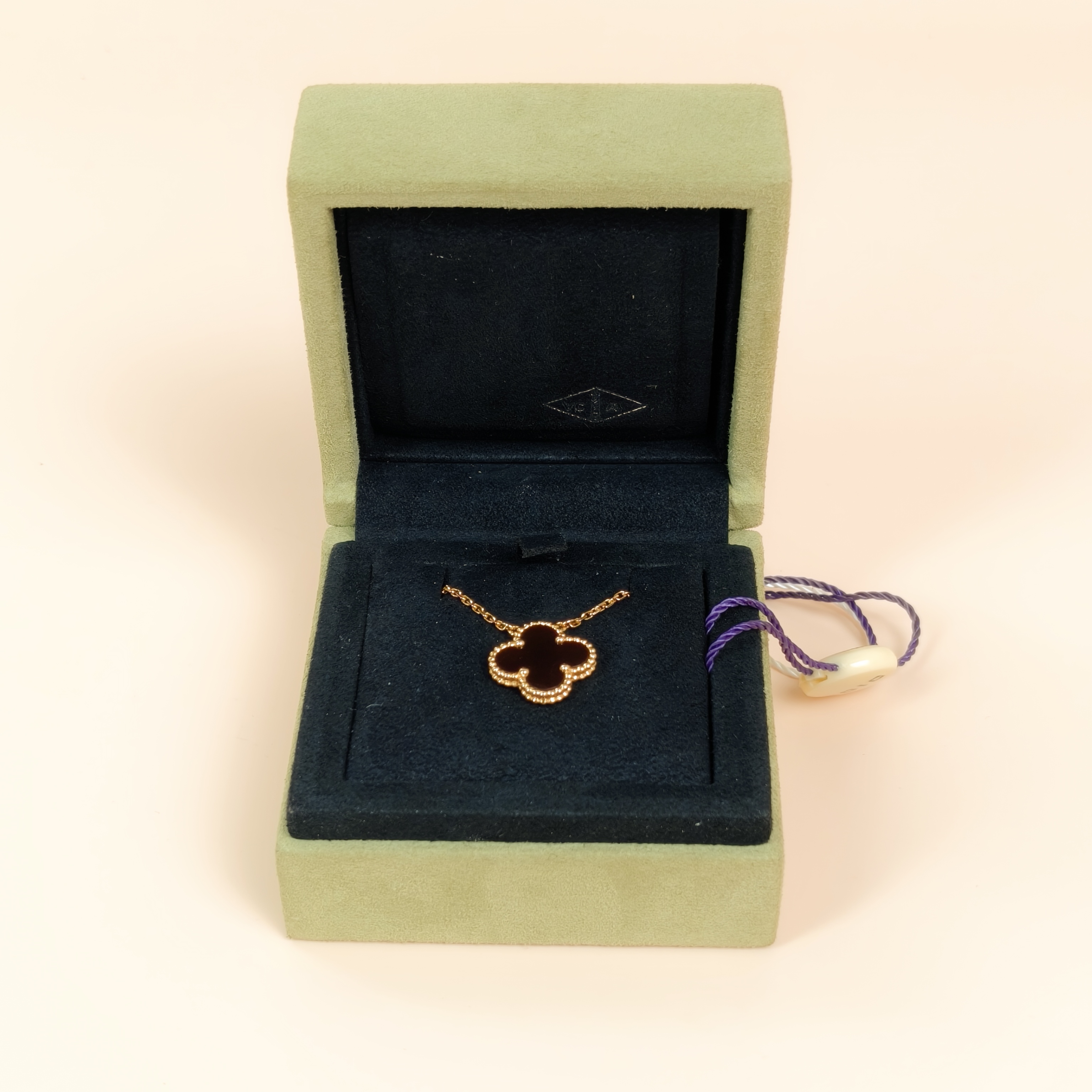 Van Cleef & Arpels Necklace Alhambra Alhambra Collection Necklace 18KY ellow Gold1.5 × 1.5 × 42 cm — cover view 5 of 11
