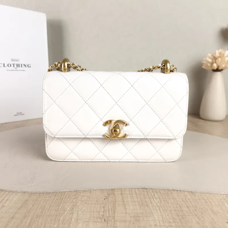 Chanel Crossbody Bag Small 19 × 8 × 12 cm