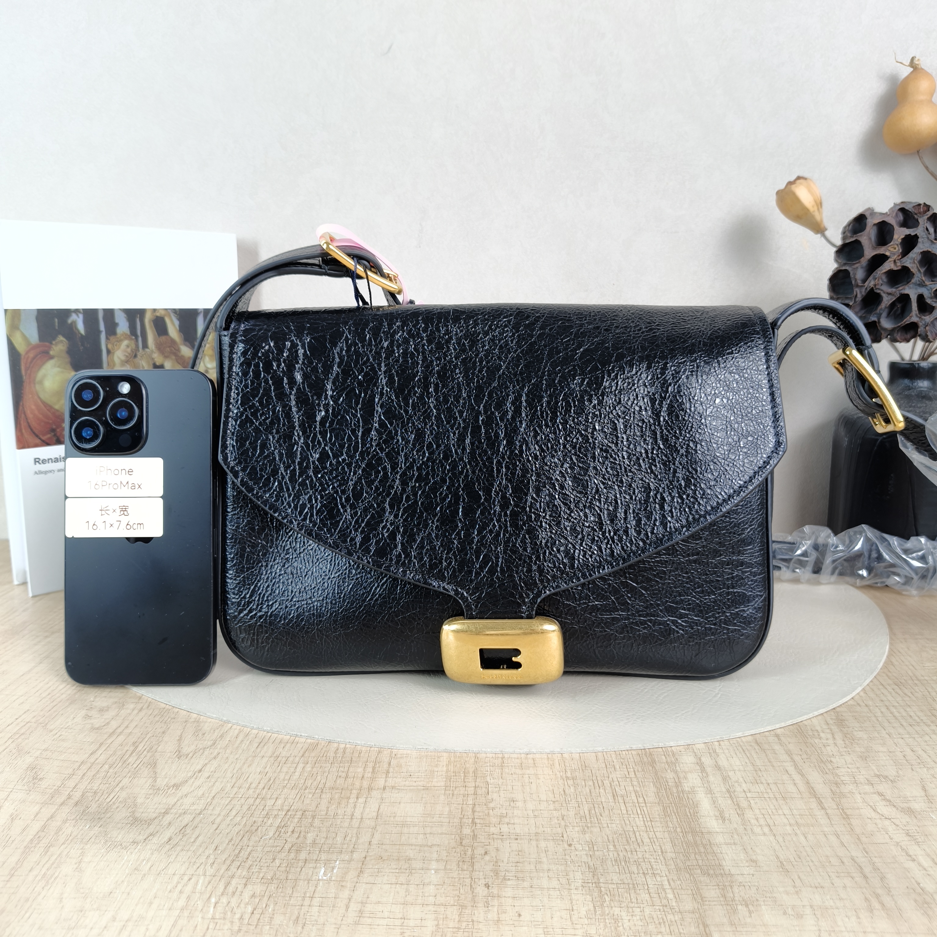 BALENCIAGA Shoulder Bag Clicca Black Waxed Leather Medium29 × 13 × 20 cm — cover view 5 of 5