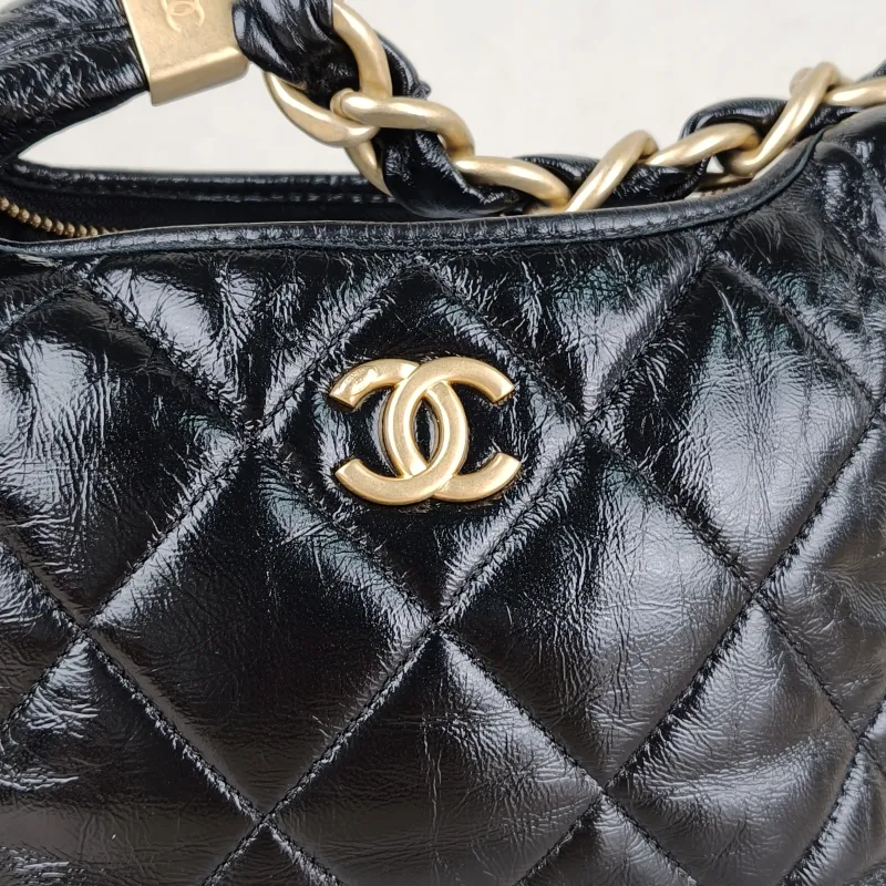 Chanel Shoulder Bag Hobo Black Lambskin Small22.5 × 8.5 × 19.5 cm — detail view 1 of 10