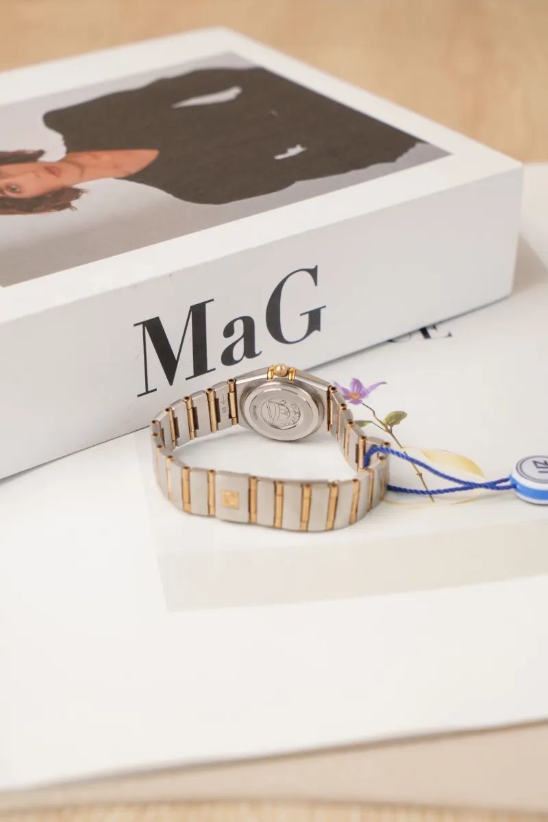 OMEGA Watch Collection Watch Gold One Size 22.5mm — cover view 7 of 10