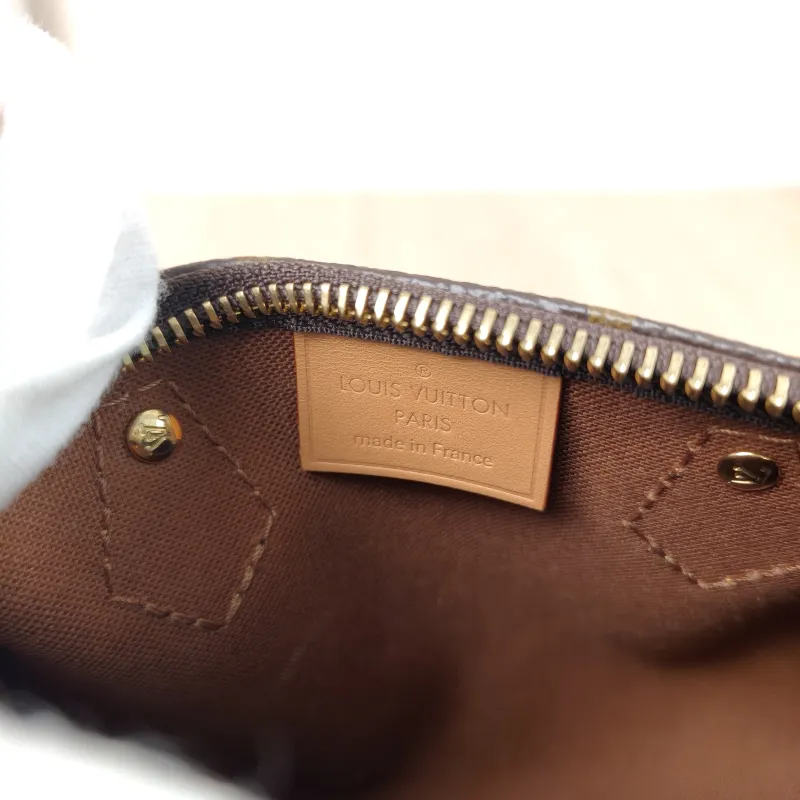 Louis Vuitton Crossbody Bag Speedy Nano Shoulder Strap PV Cnano16 × 7.5 × 10 cm — detail view 11 of 13