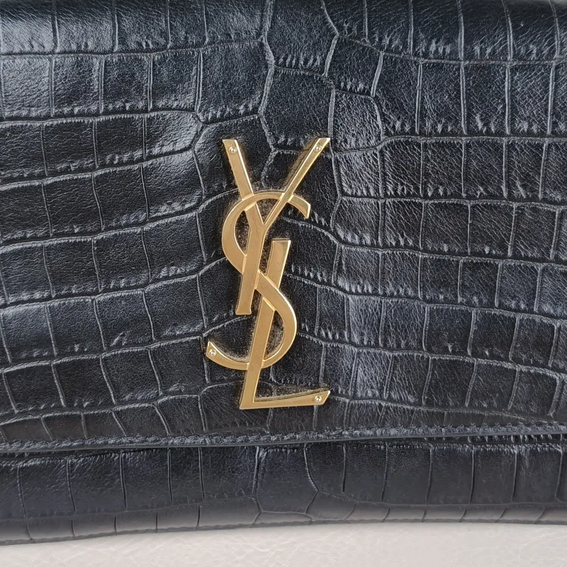 SAINT LAURENT Crossbody Bag SUNSET Black with Gold-Tone Hardware Calfskin Small19.5 × 8 × 14 cm — detail view 6 of 13