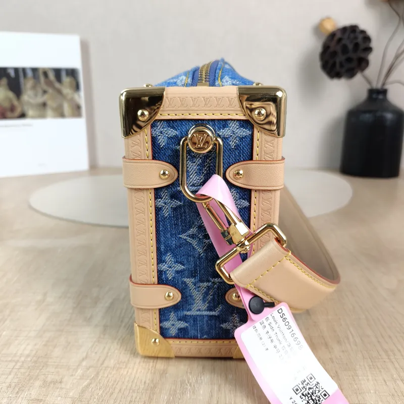 Louis Vuitton Shoulder Bag Side Trunk Box Blue Medium 23.5 × 8.5 × 16 cm — detail view 6 of 12