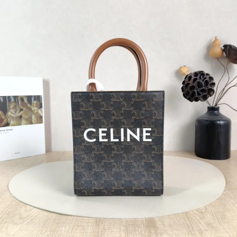 CELINE Crossbody Bag CABAS Mini Monogram PV Cmini17 × 4 × 20.5 cm