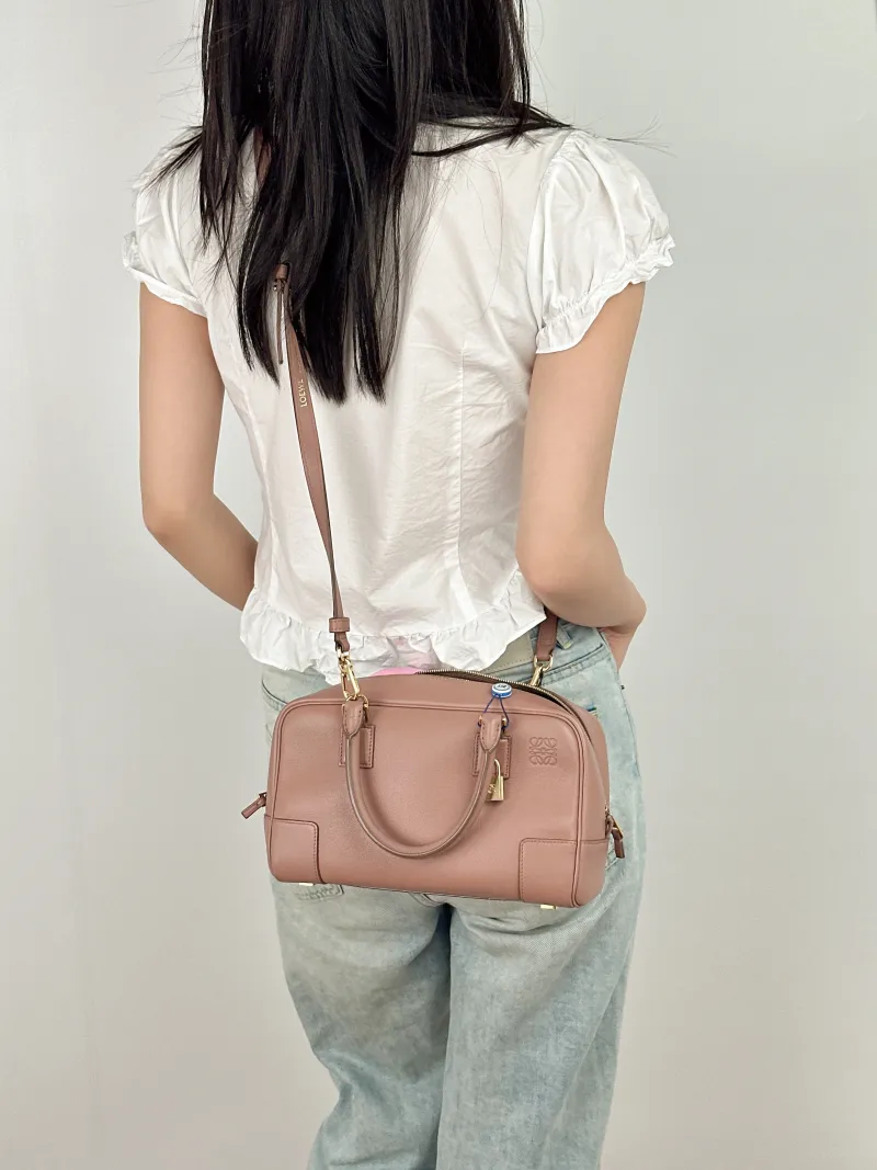 LOEWE Crossbody Bag amazona 19 Calfskin One Size 24 × 19 × 15 cm — on-model view 1 of 3