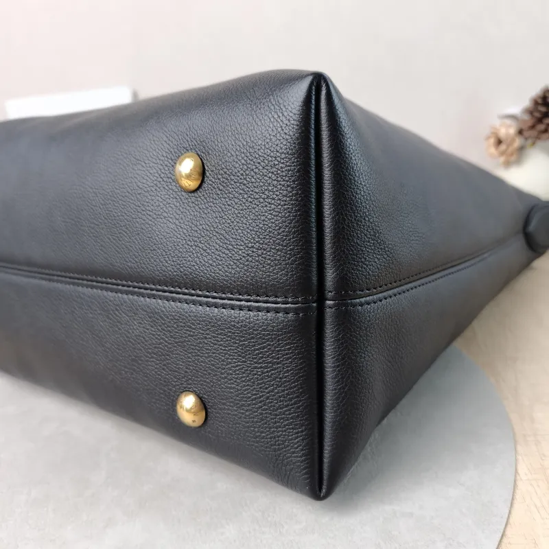 Louis Vuitton Shoulder Bag Low Key Hobo Shoulder Bag Black Calfskin Medium 31 × 18 × 35 cm — detail view 4 of 15