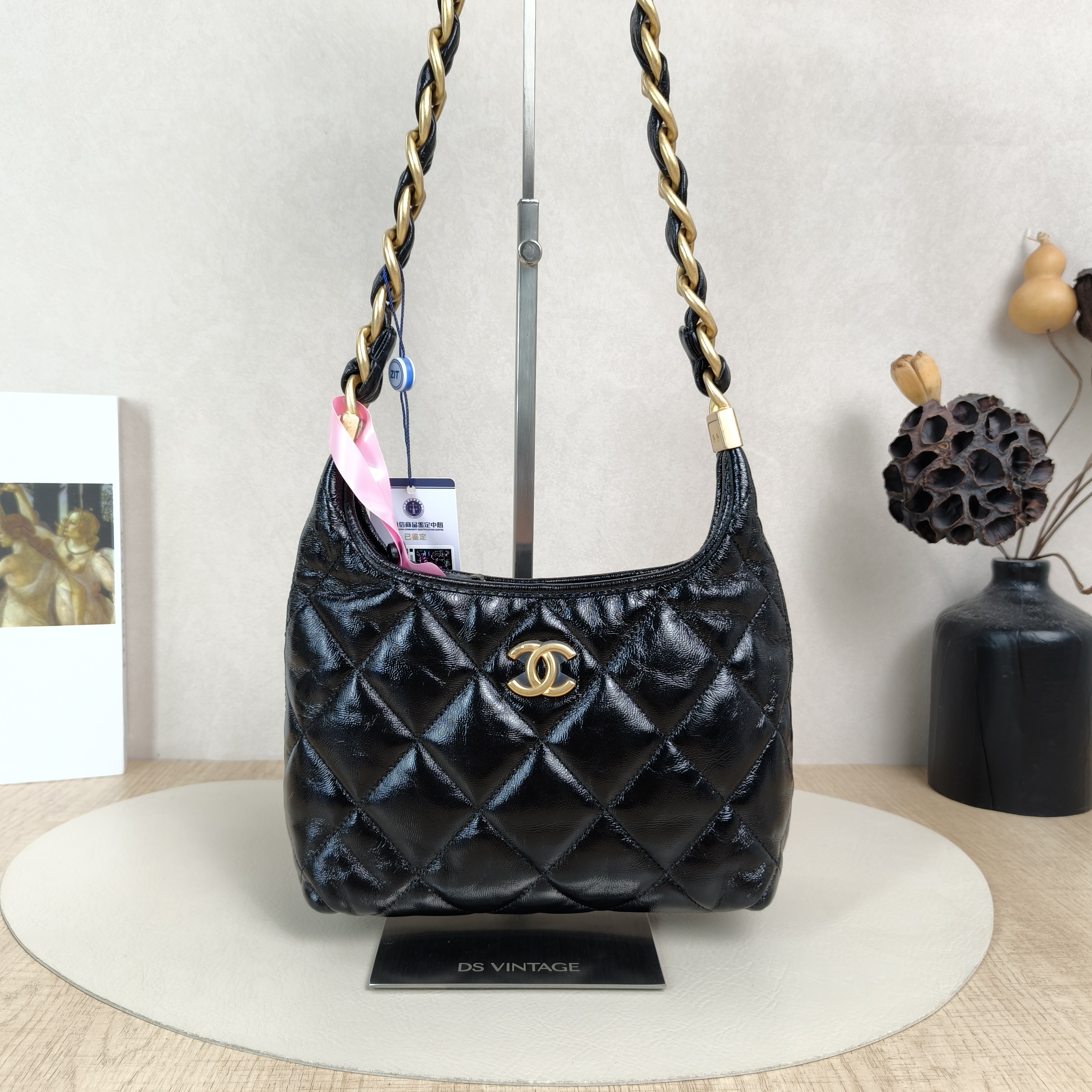 Chanel Shoulder Bag24A Hobo Black Lambskin Small22.5 × 8.5 × 19.5 cm