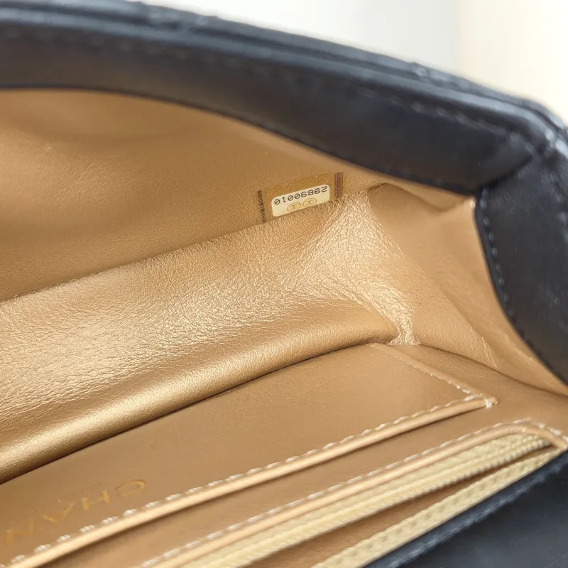 Chanel Crossbody Bag Classic Flap Large Mini CF Mini Black with Gold-Tone Hardware Lambskin mini 20 × 6 × 12 cm 29 — detail view 11 of 15