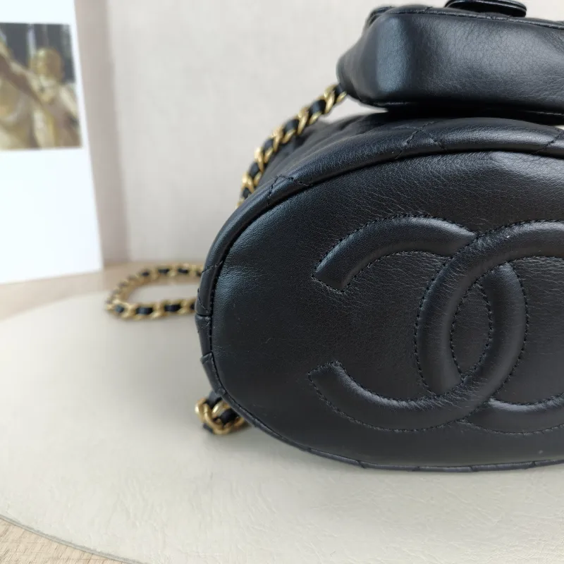 Chanel Backpack Backpack Black Calfskin Small16.5 × 12 × 16 cm — detail view 11 of 12