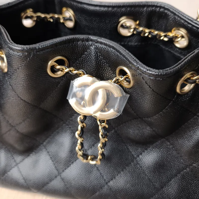 Chanel Shoulder Bag25Bag Black Grained Calfskinmini20 × 12.5 × 22 cm — detail view 8 of 13
