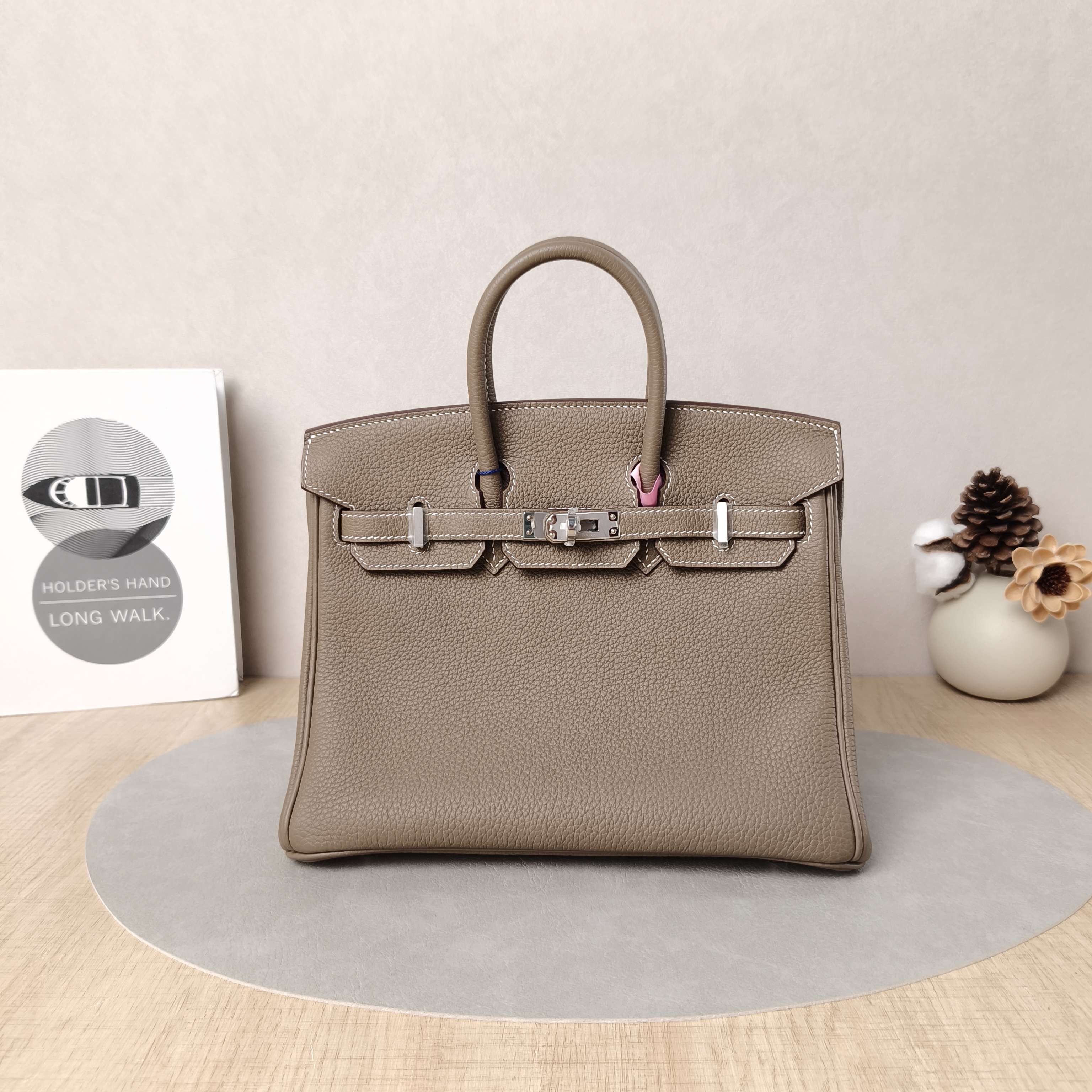 Hermès Top Handle Bag Birkin 25 Togo Calfskin2525 × 13 × 20 cm