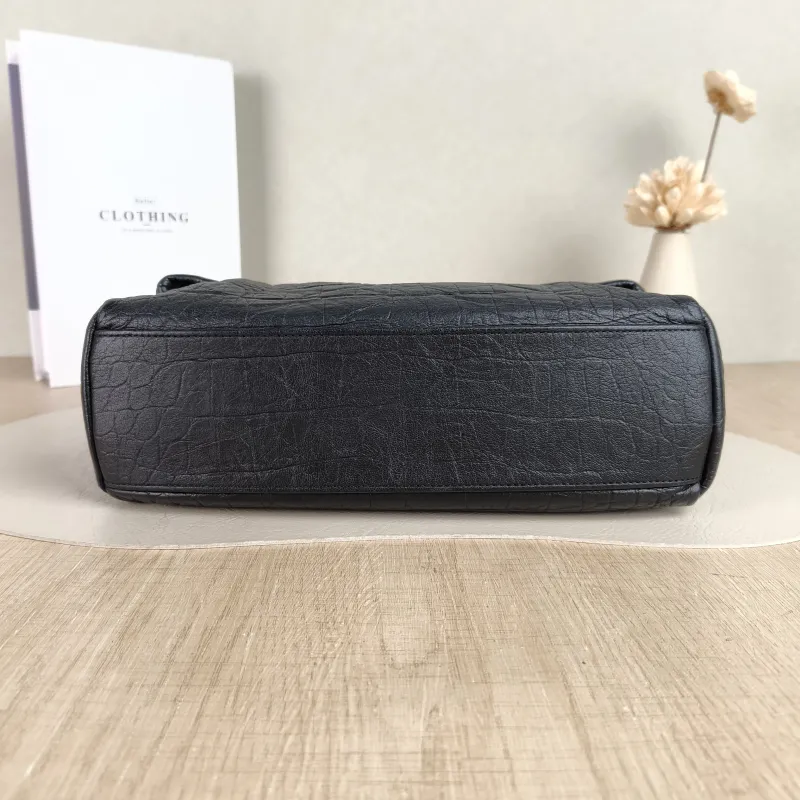 SAINT LAURENT Shoulder Bag Shoulder Bag Black Calfskin One Size 28 × 10 × 17 cm — cover view 5 of 5