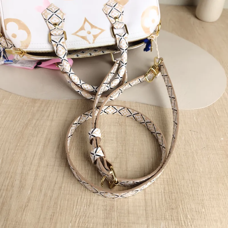 Louis Vuitton Top Handle Bag Speedy25 PVC One Size 25 × 15 × 19 cm — detail view 10 of 11