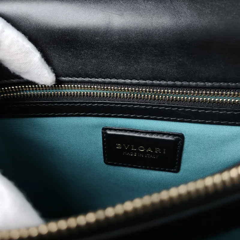 Bvlgari Shoulder Bag Serpenti Forever Collection Crossbody Bag Black Calfskin Medium 27.5 × 7 × 18 cm — detail view 8 of 12